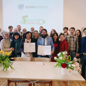 Gruppenbild mit allen Anwesenden